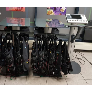 Miha Bodytec 2 plus equipment